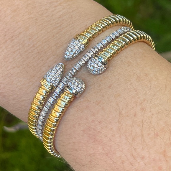 Vintage Jewelry - Pave-set diamanté crystal silver tone metal adjustable tennis bracelet